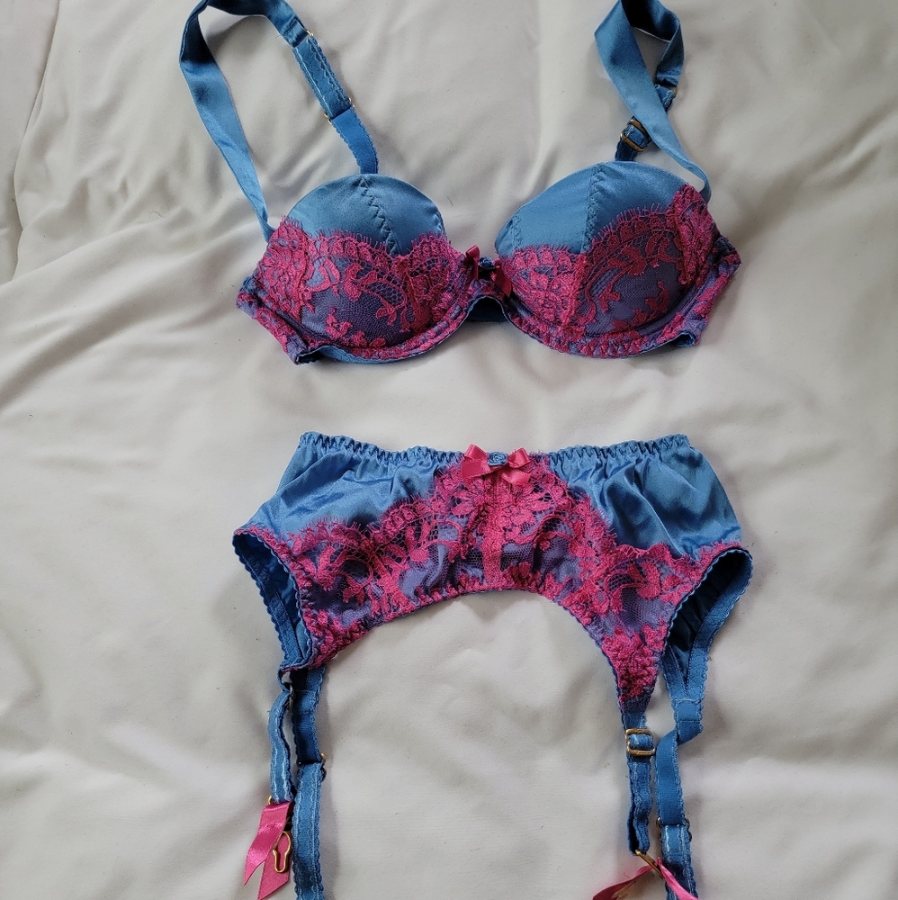 Agent Provocateur Abbey Suspender - Picture 2 of 3